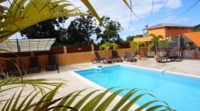 Appartement romantique à Deshaies - 46 m² - spa et piscine
